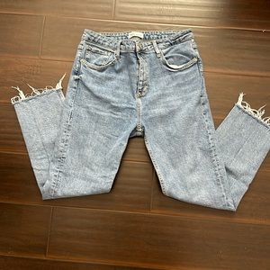 High waist mom jeans